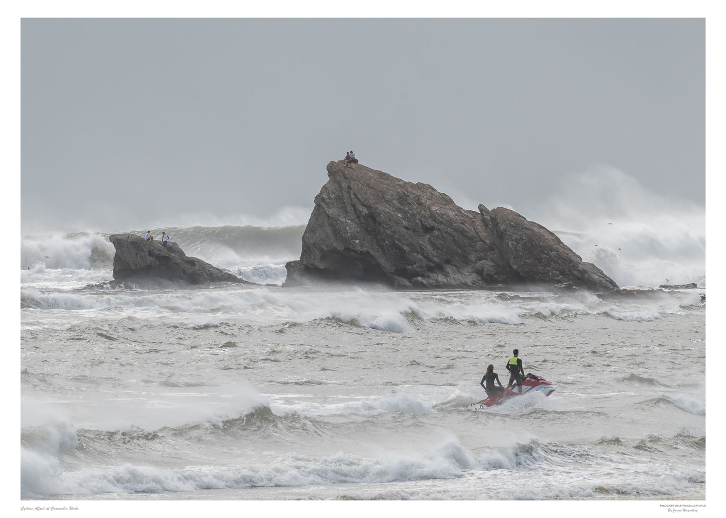 CYCLONE ALFRED AT CURRUMBIN ROCKS